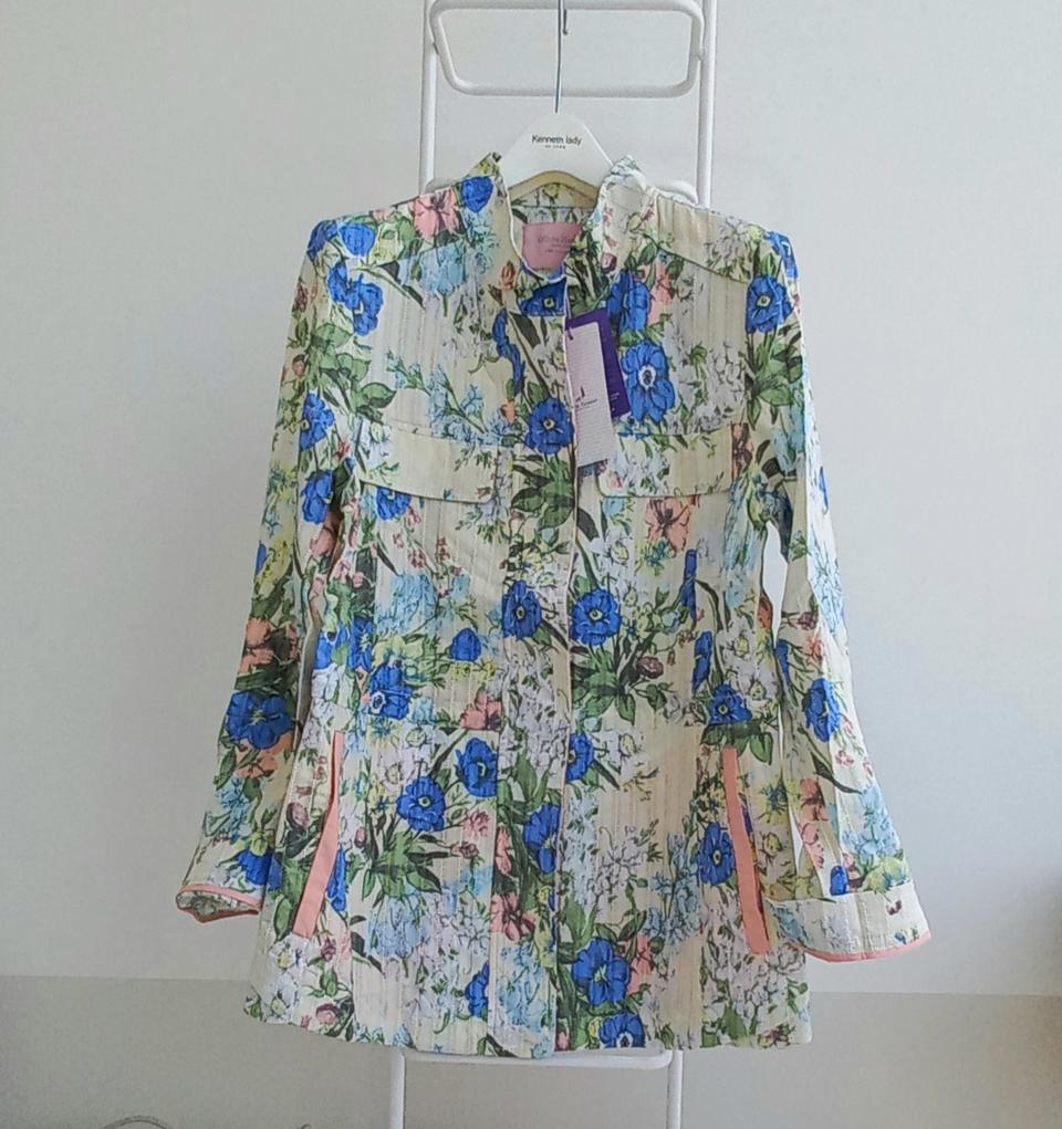 (새제품)올리비아 하슬러 봄 가을 점퍼 85사이즈 리미티드 에디션