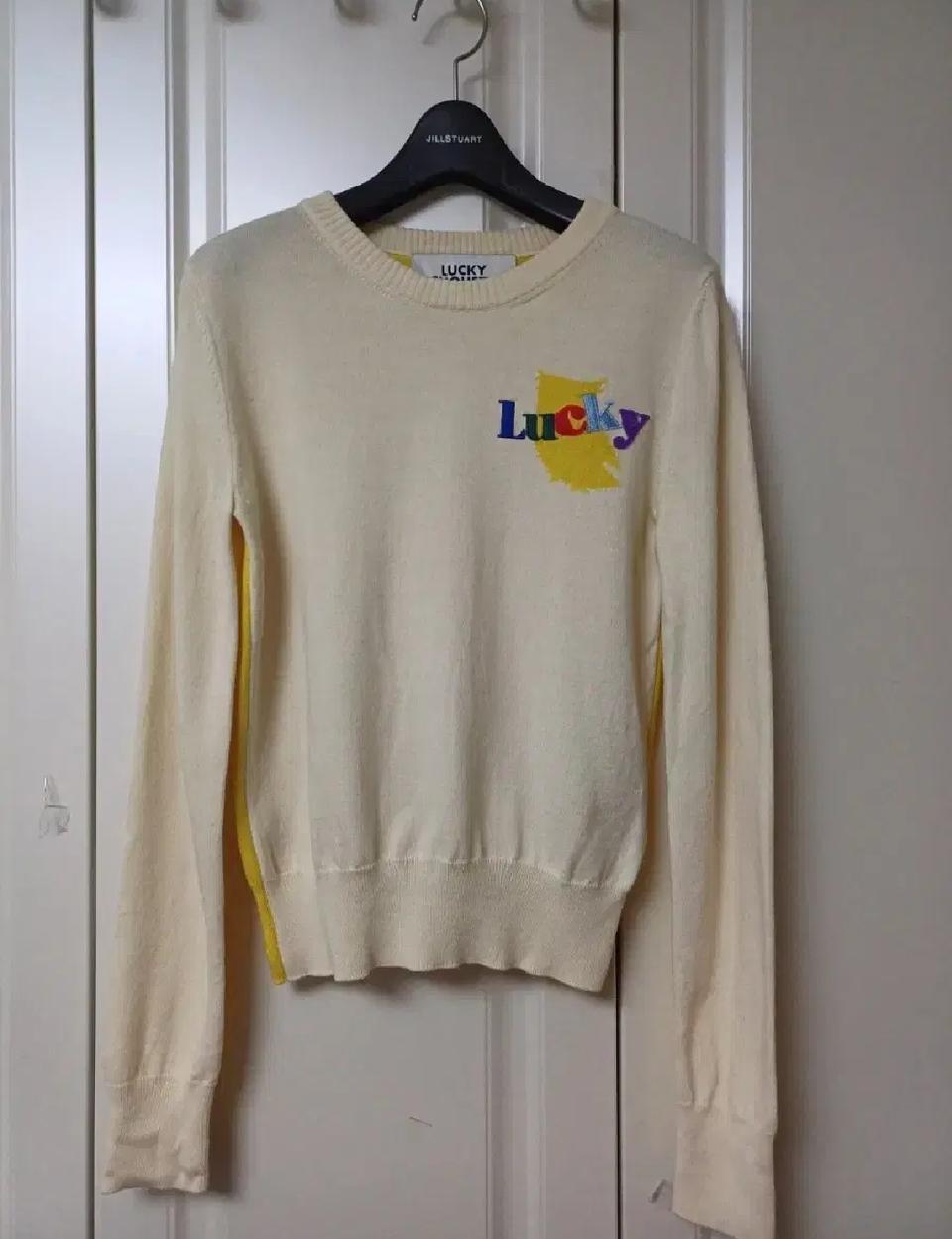 럭키슈에뜨 여성 긴팔니트 55 모100% 럭키슈에트