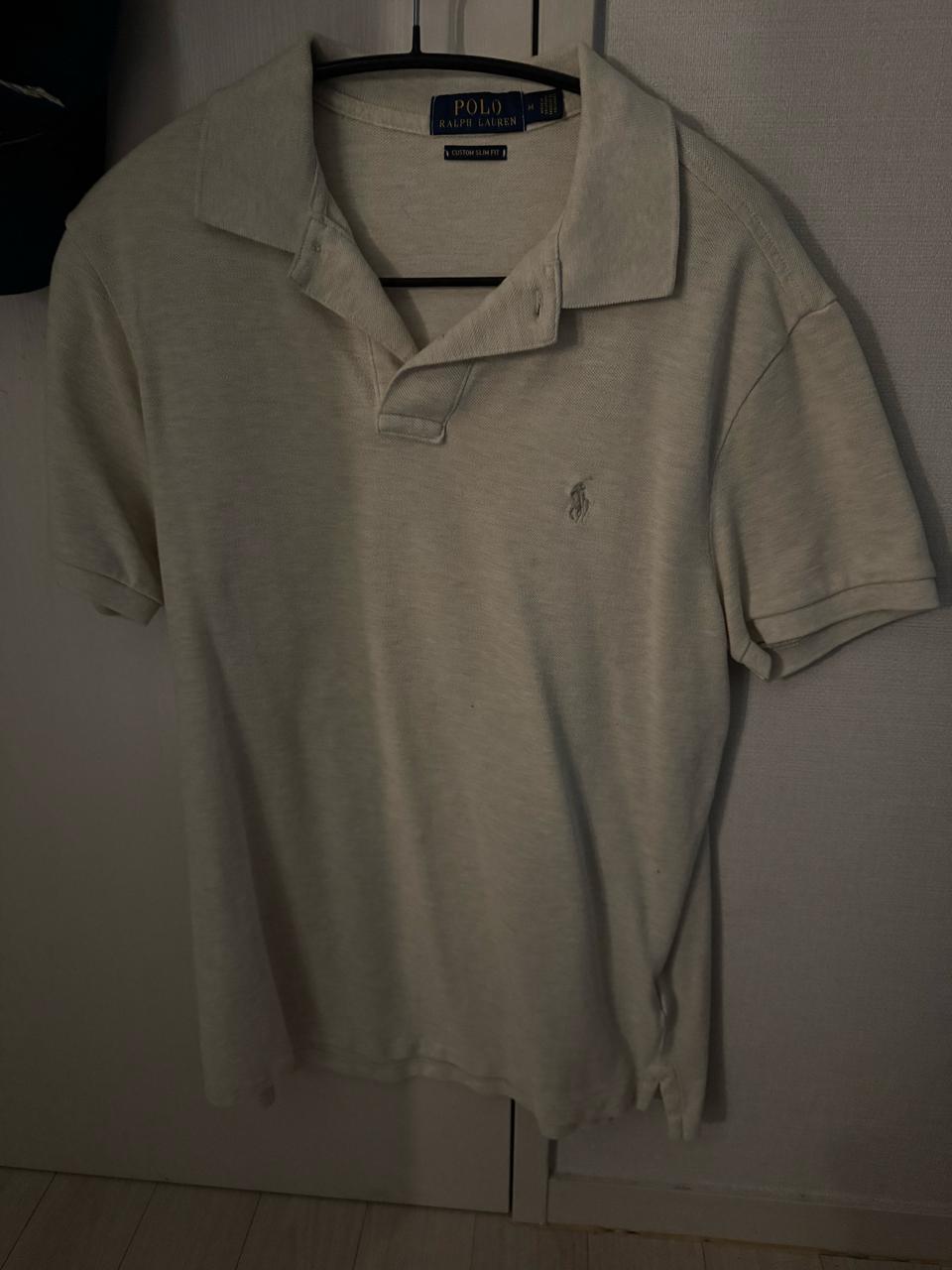 폴로 커스텀핏 m사이즈 베이지