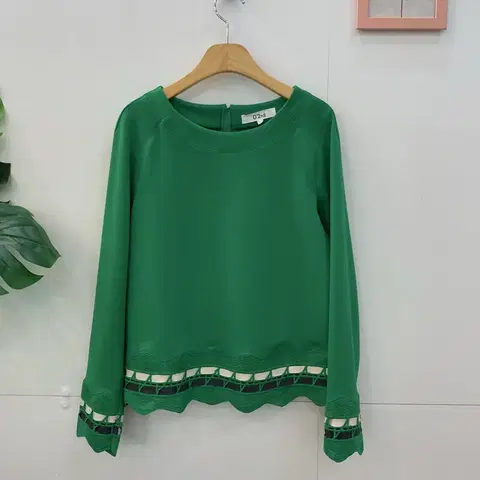 오즈세컨 도톰 블라우스 44~55