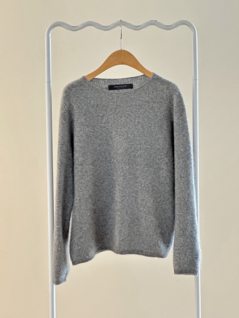 에사 야크울 라운드 니트(멜란지그레이)