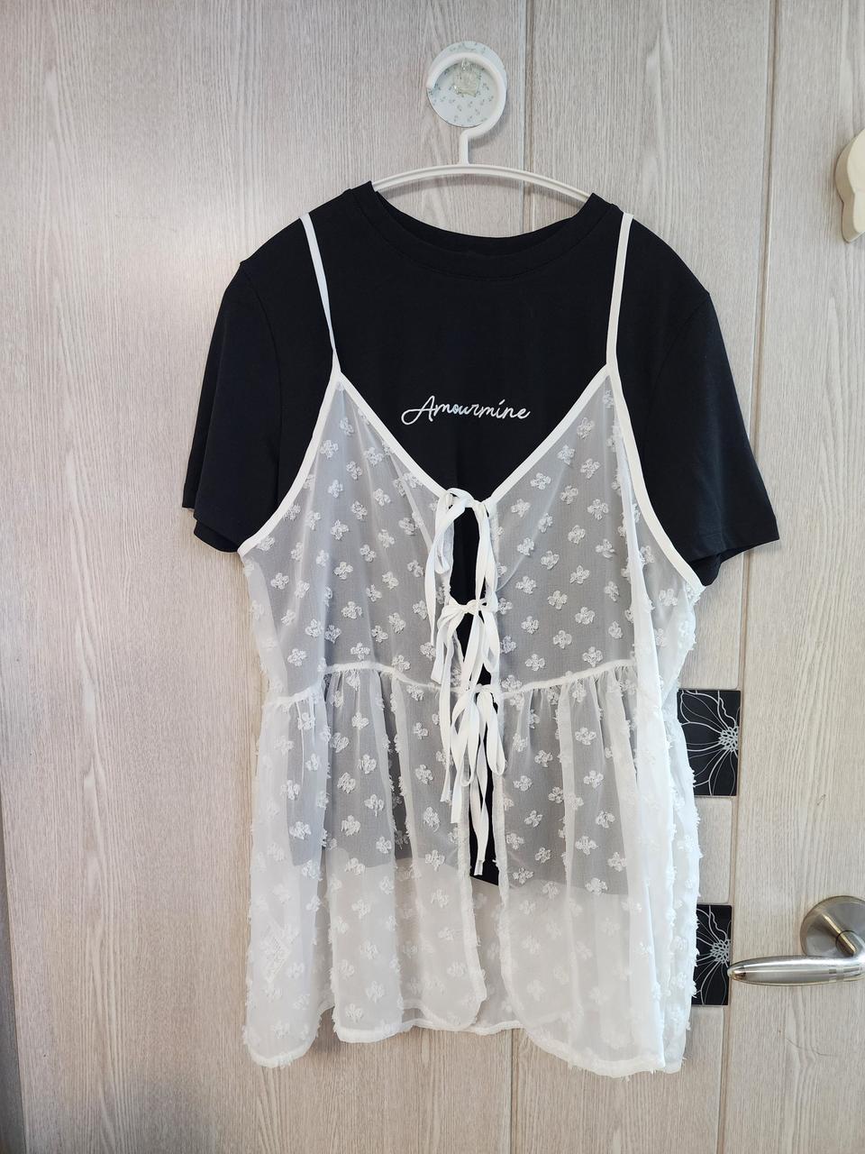 반팔티셔츠+레이스 뷔스티에 세트