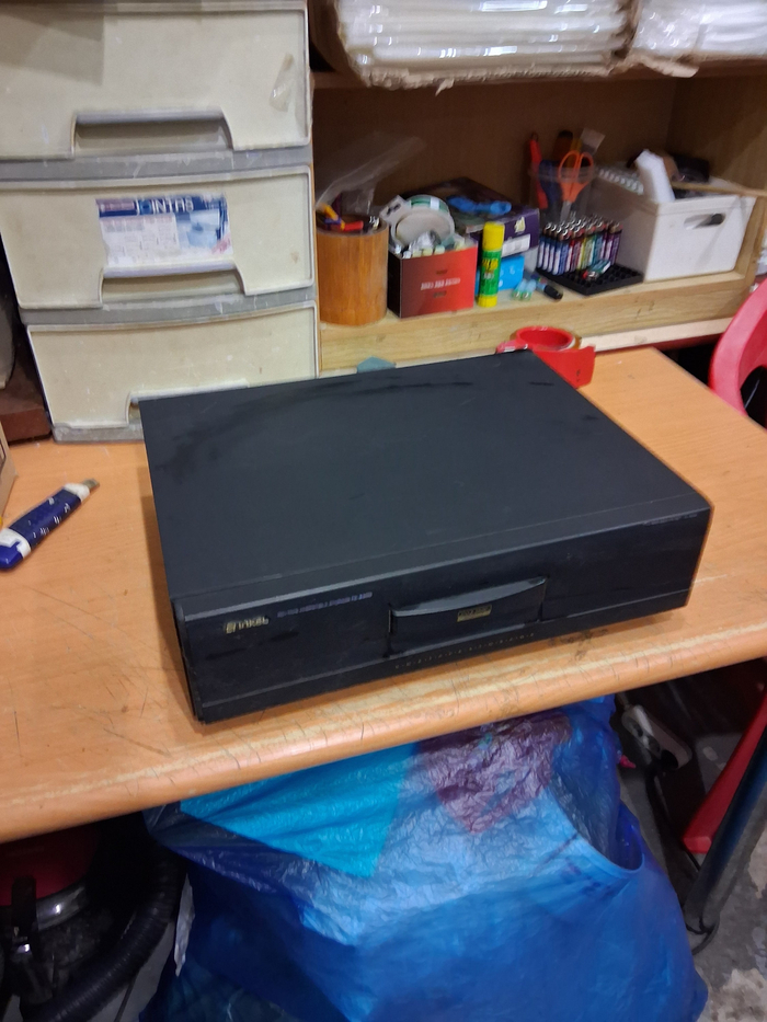 인켈 CD/테이프 보관함 TC-9300