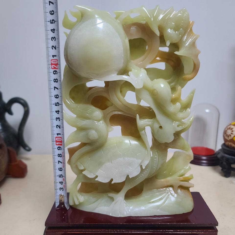 서방 백옥 조각 작품 2점