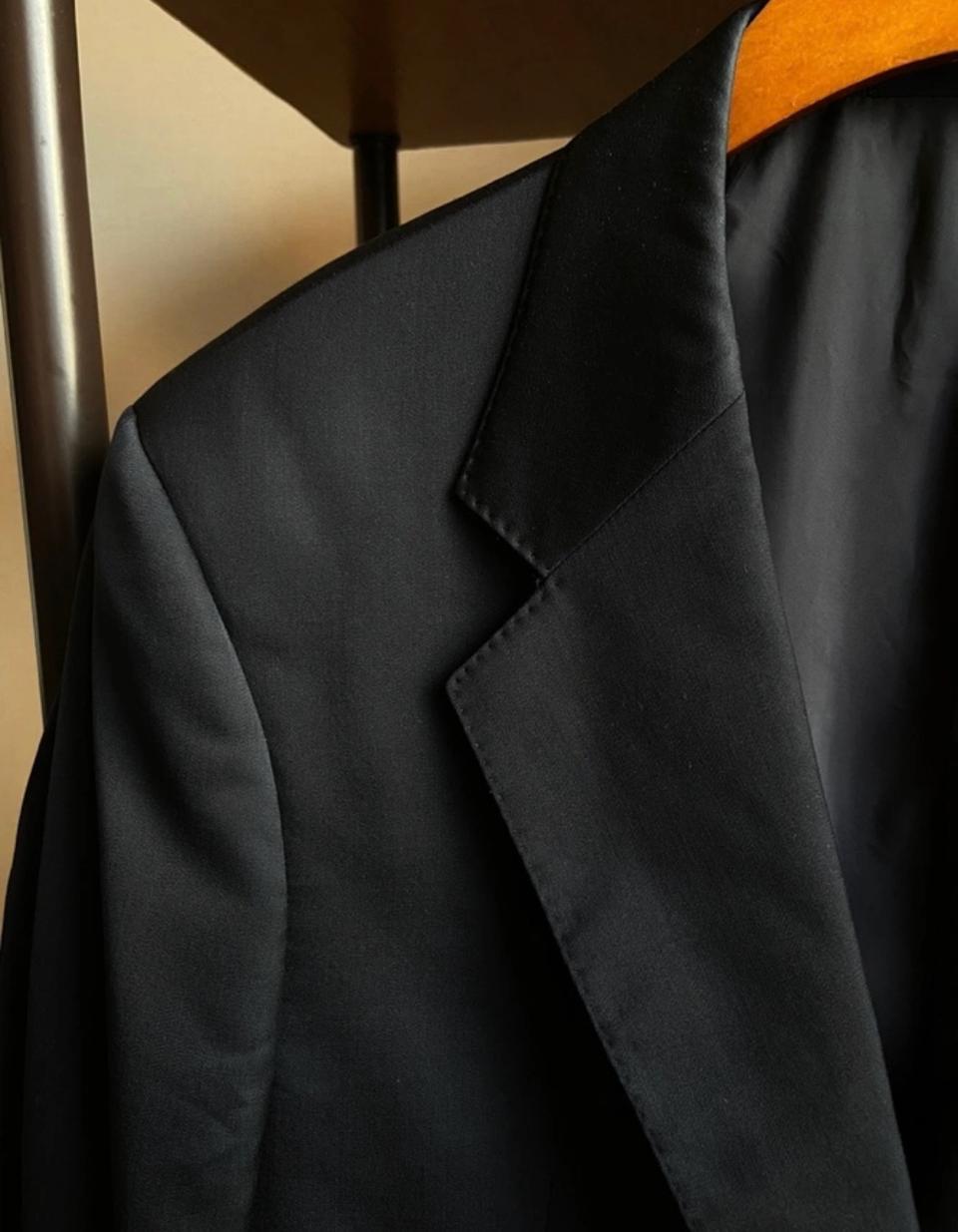 아르마니 최고급 라인 Super 150s 블랙 블레이저