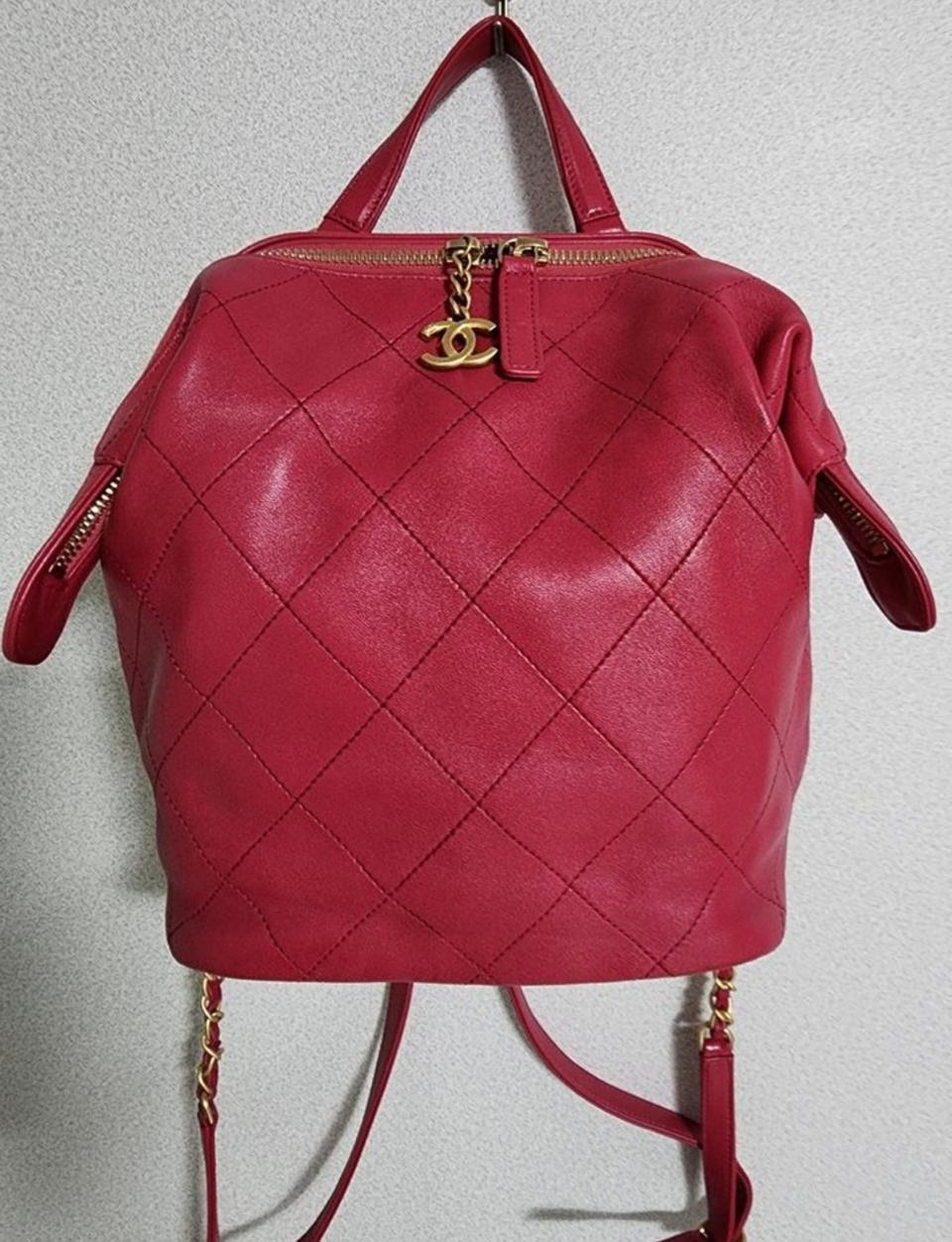 (샤넬 목걸이 증정) 정품 샤넬 카프스킨 스몰 백팩 구입시