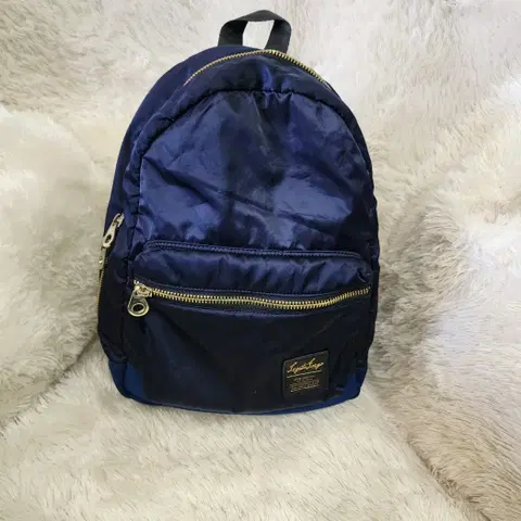 [레가토 라르고] 수납력좋은 네이비 백팩