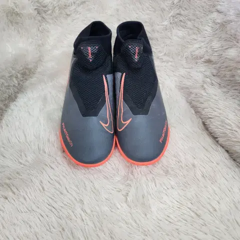 [Nike] 나이키 팬텀 비전 풋살화 US 8