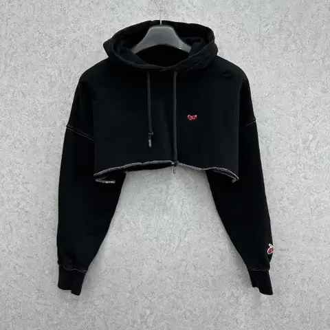 FREE 키르시 여자 크롭커스텀 후드티