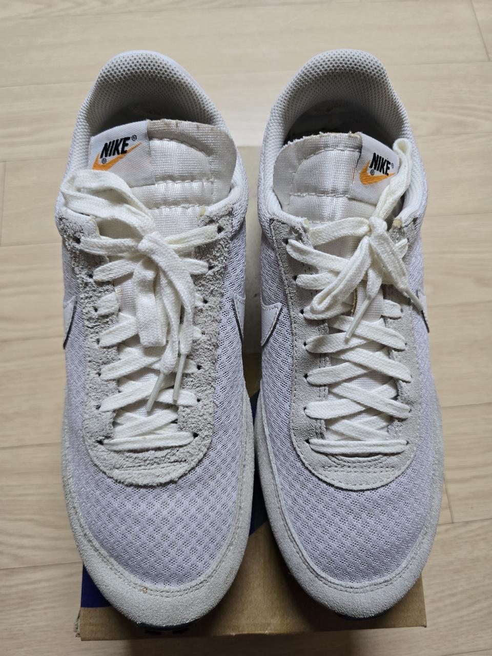 나이키 테일윈드 79 팬텀 화이트 흰검 바스트 그레이 487754-100