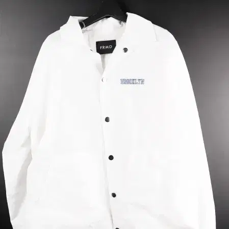 [L] FRMD 브루클린 흰색 코치자켓