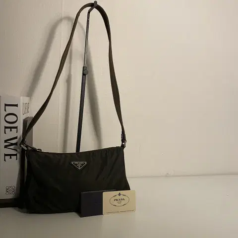 PRADA / 프라다 삼각로고 다크카키 포코노 나일론 숄더백