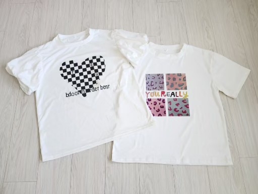 [새상품]프린트 반팔 티셔츠 2종 몽땅 1만원