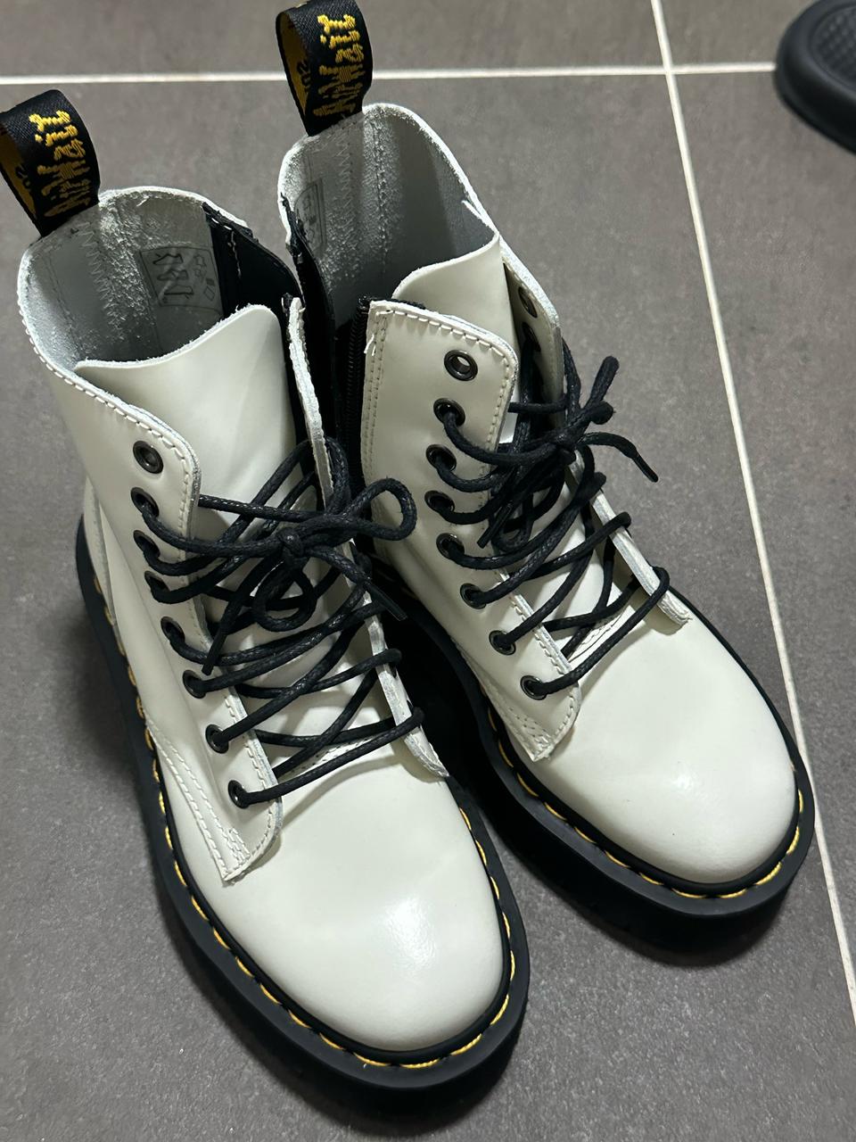 조던 1 레트로 하이 OG 235mm