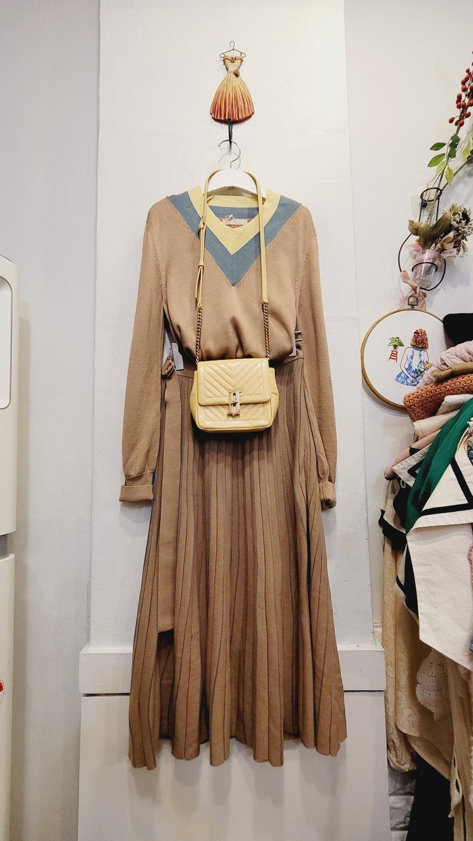 c.c collect 니트원피스