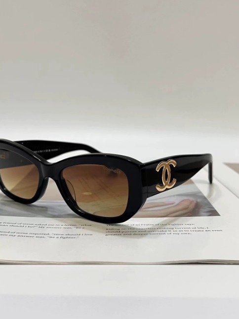 샤넬  선글라스