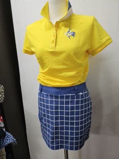 르꼬끄골프 여성 반팔 카라티 90 + 체크 스커트 69