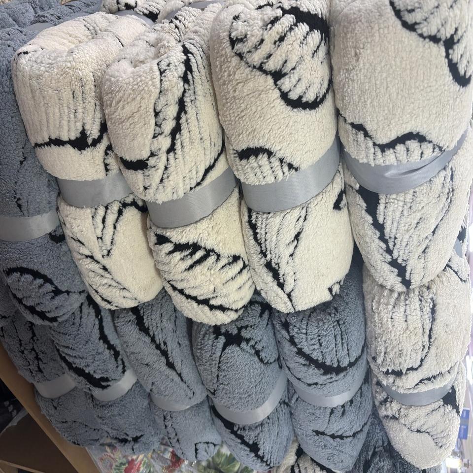 <아이보리,그레이, 3사이즈> 대형  극세사 고급 밍크 담요 쇼파 블랭킷