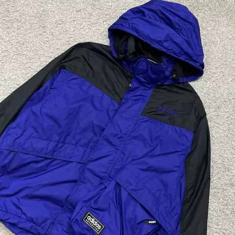 [100] 아디다스 90s 올드스쿨 바람막이