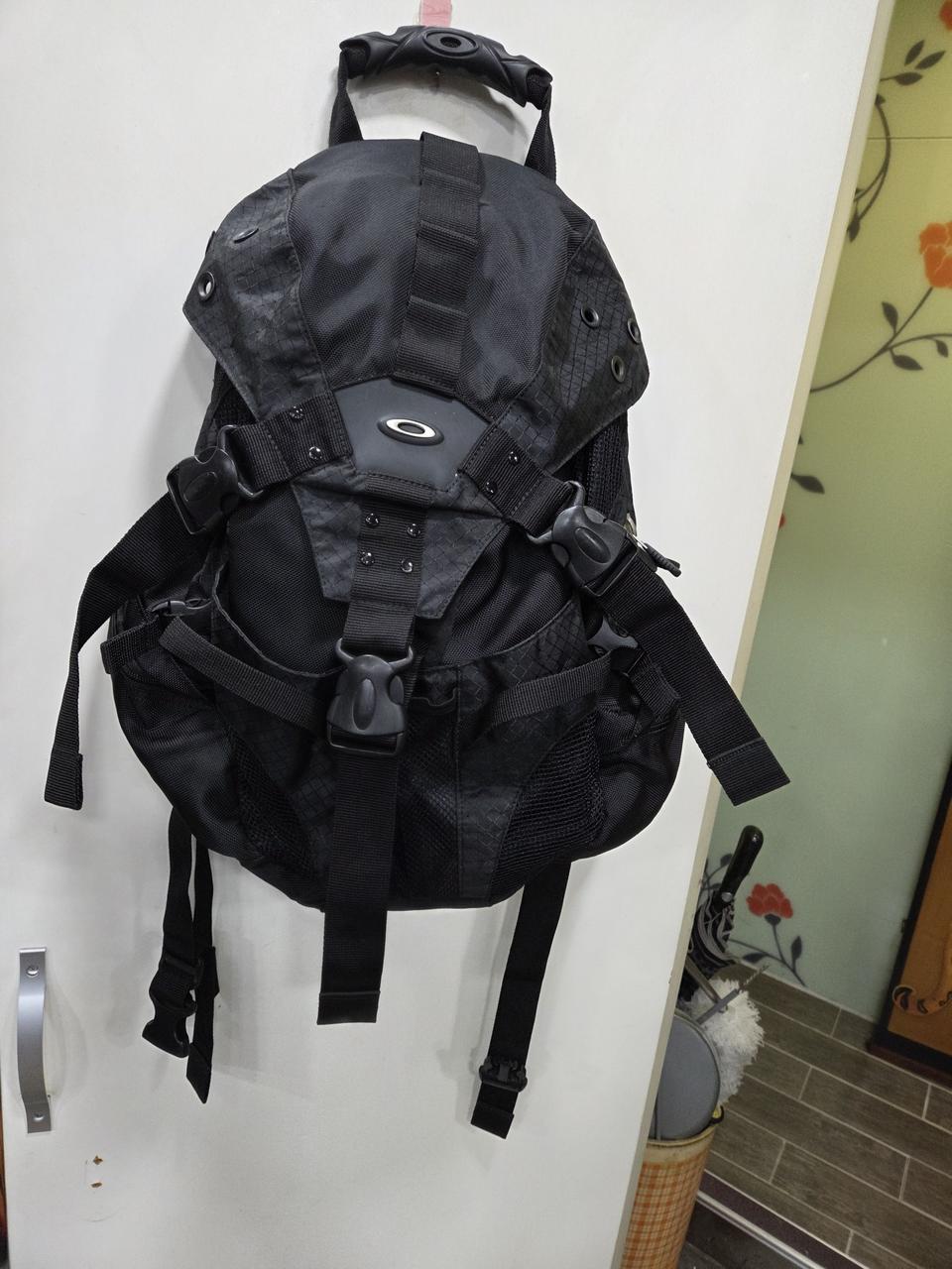 오클리 빅 백팩