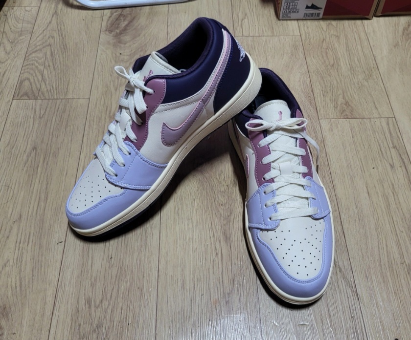 275) 조던1 로우 퍼플크림 런닝화 농구화 운동화