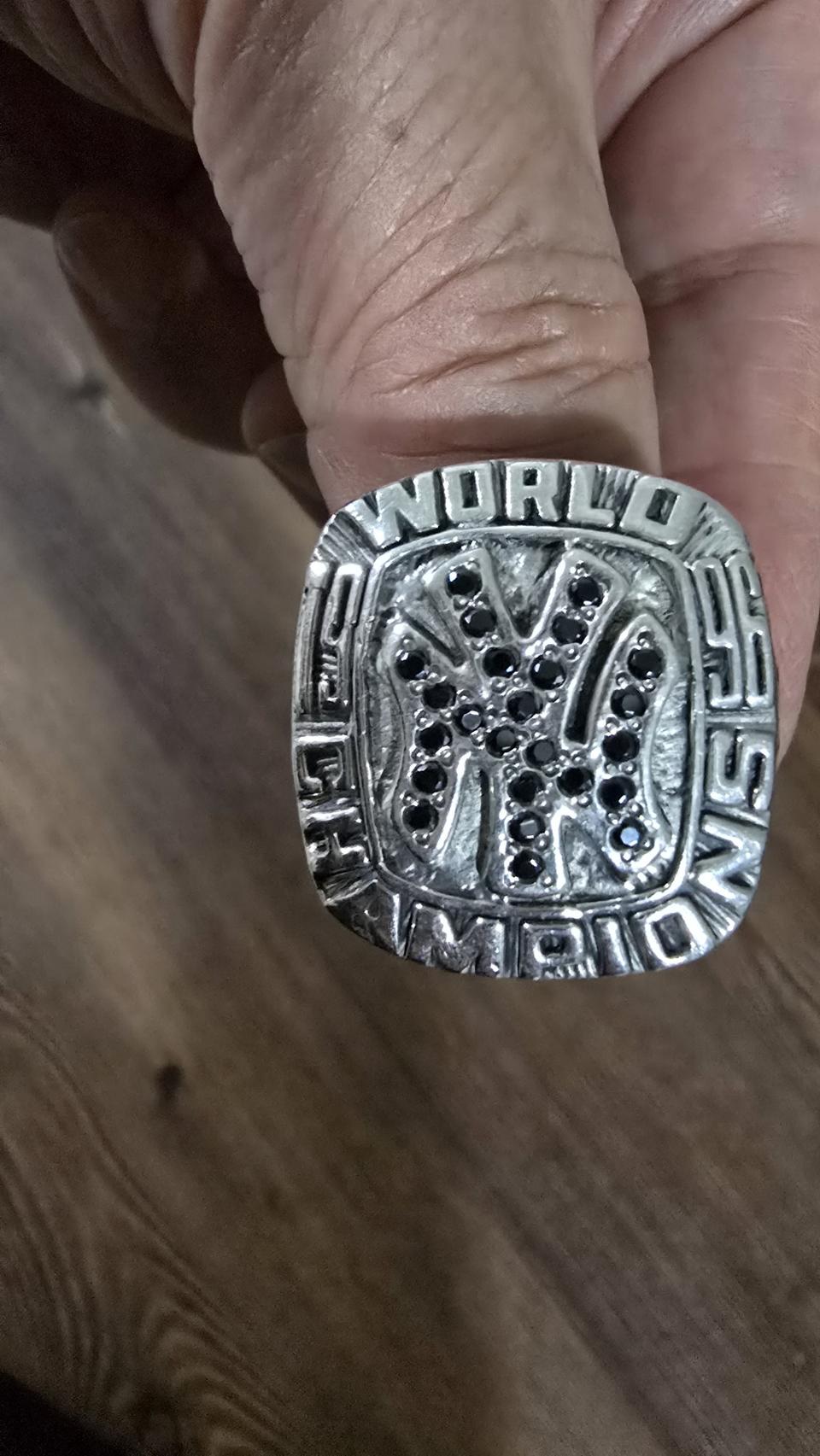 은92.5 야구반지. 24호25호.큐빅 은 58.71g