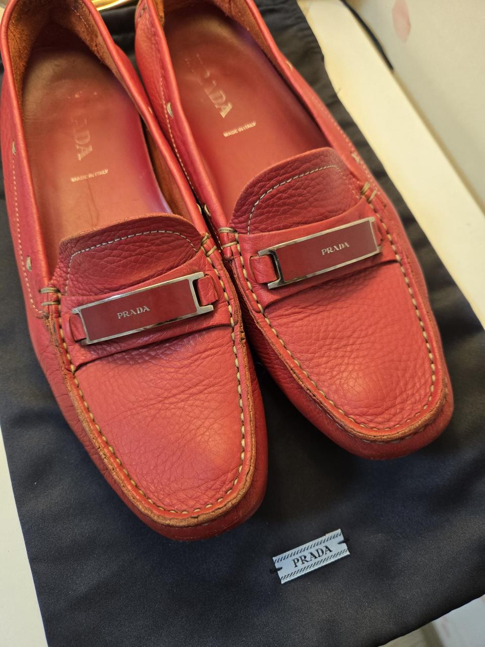 정품 > 프라다 로퍼