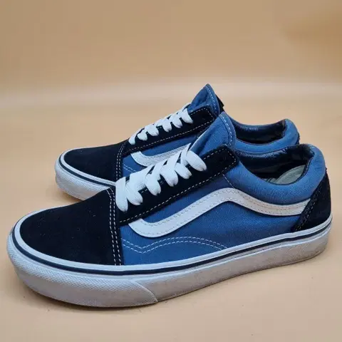 반스 올드스쿨 여성스니커즈 240.