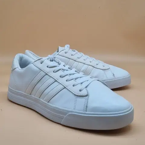 아디다스 네오 남성스니커즈 275.