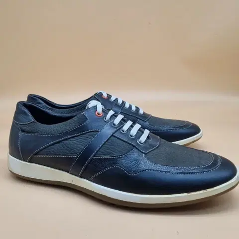 헥사르옴므 남성수제스니커즈 265.