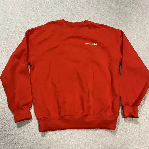 디스이즈네버댓 맨투맨 기모 m