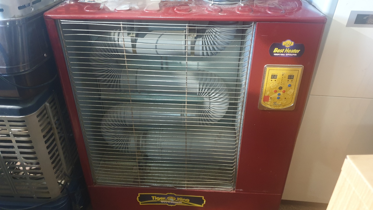 타이거킹 돈풍기 곱창난로 튜브히터난로 열풍기 온풍기석유난로11000칼로리