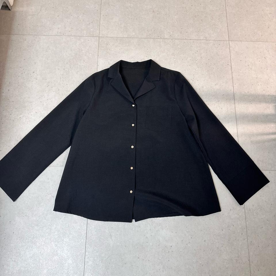 검정 블랙 기본 셔츠