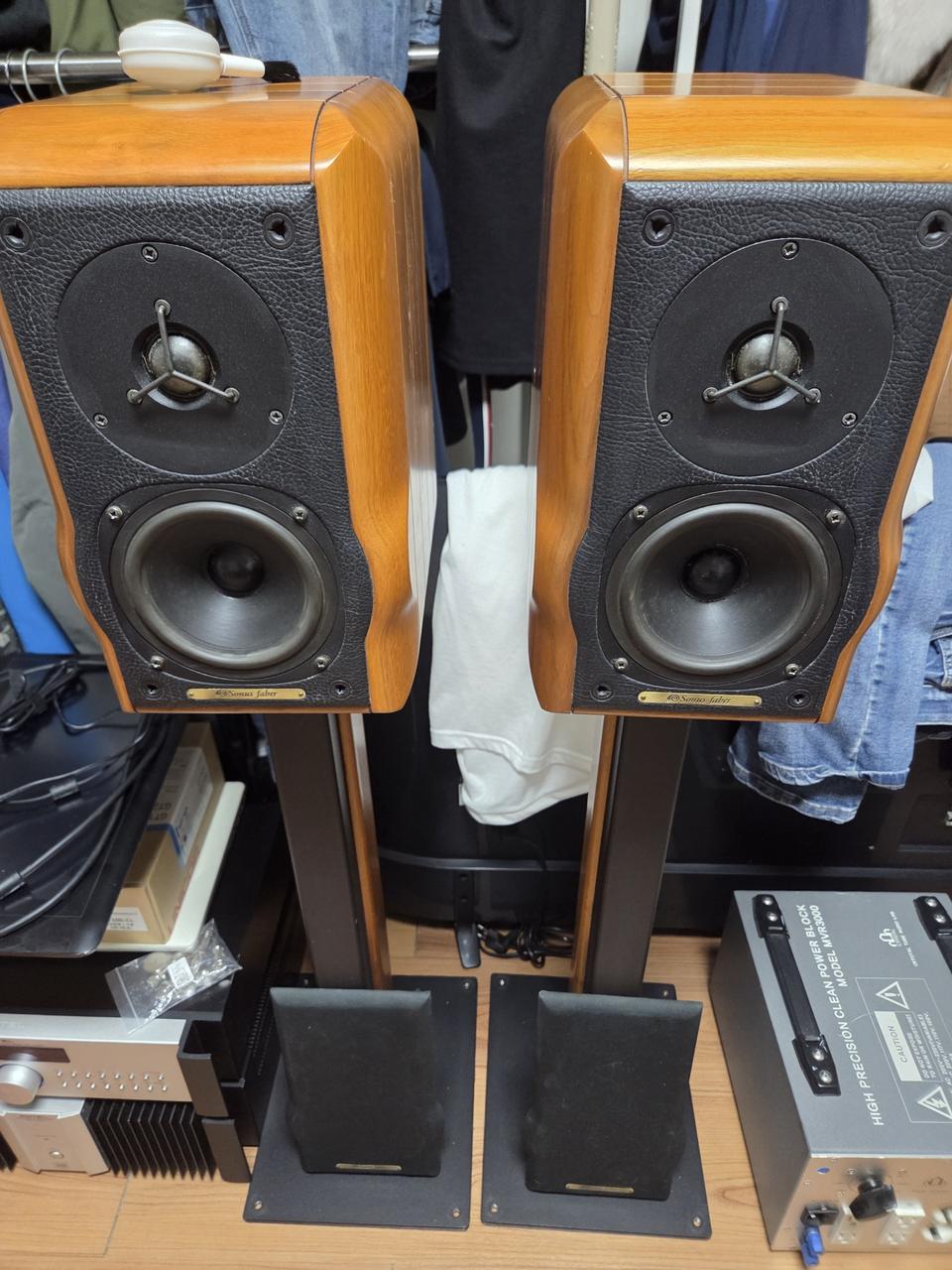 소너스 파베르 마니마 Amator 스피커 케이블포함