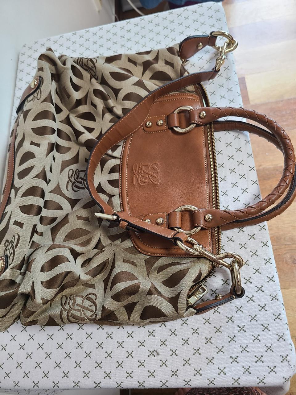 루이까또즈  브라운 숄더백