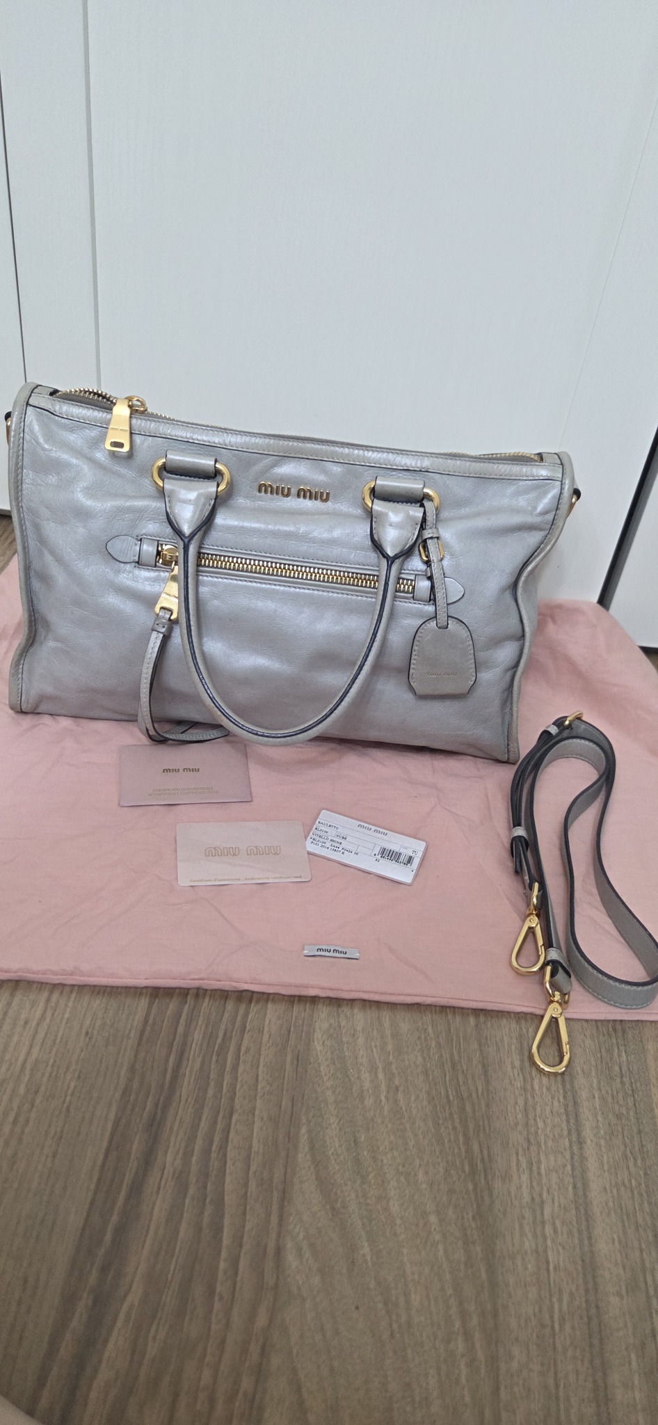 미우미우 토드백