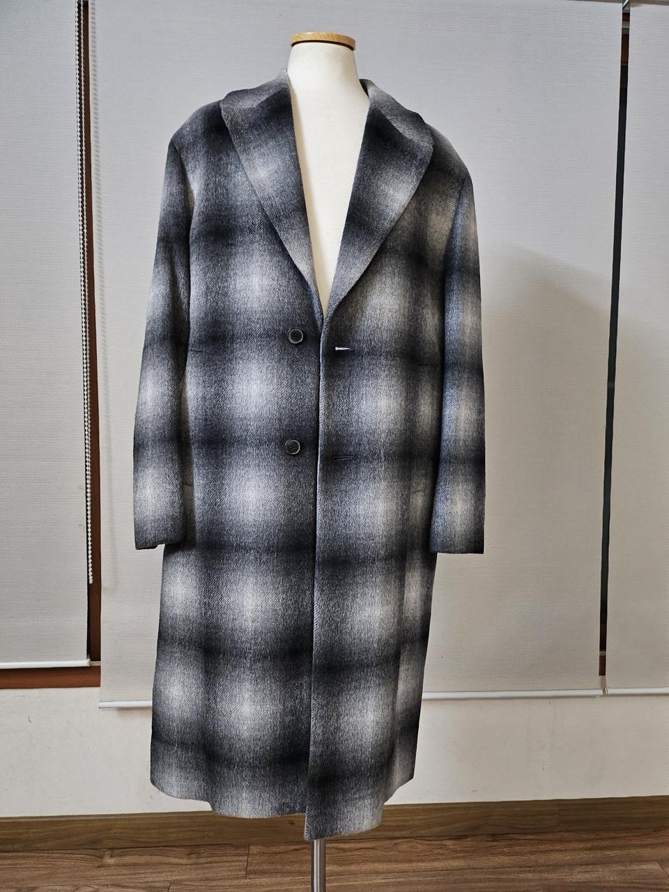 체크무늬반코트