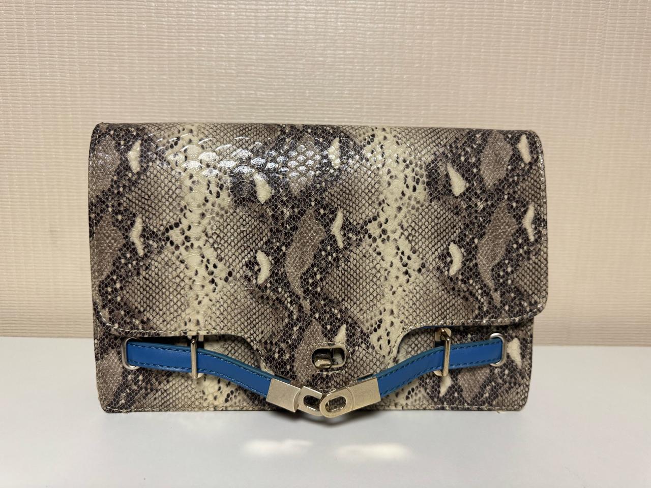 크로스백 뱀피무늬가방 클러치가능 숄더백