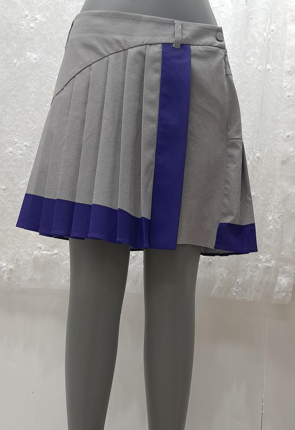 데쌍트  골프 치마반바지  70