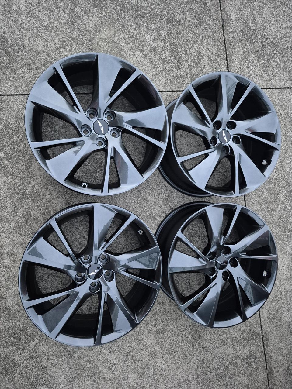 제네시스 G70 스포츠 19인치휠