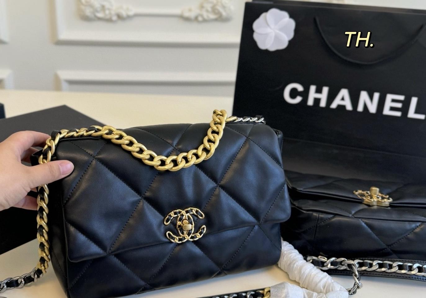 샤넬19백 플랩백 고트스킨 미듐(제니백)