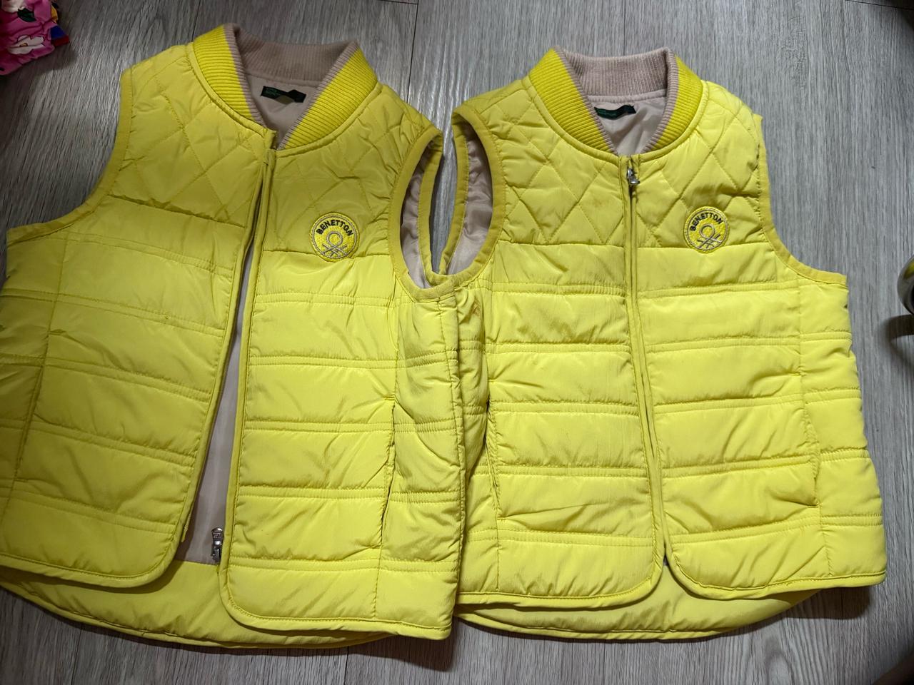 베네통 패딩 조끼 110