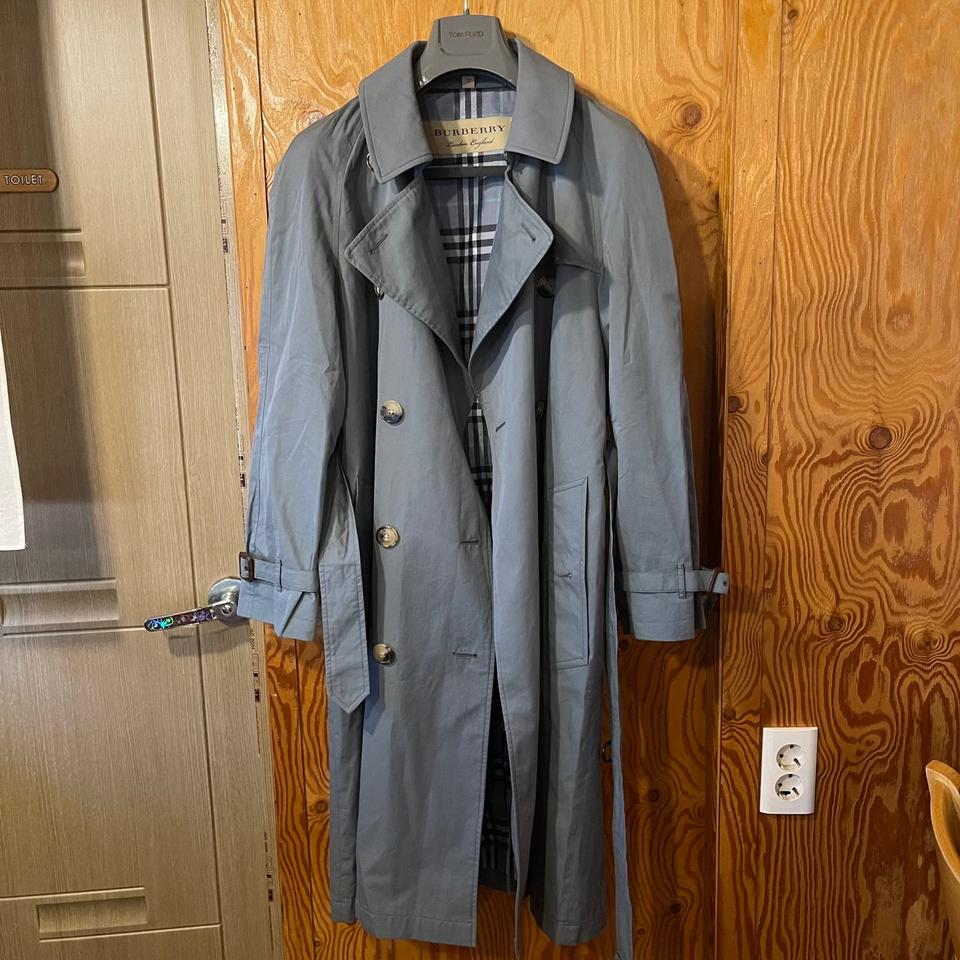 버버리 리밍턴 더블 브레스트 트렌치 코트 판매 합니다