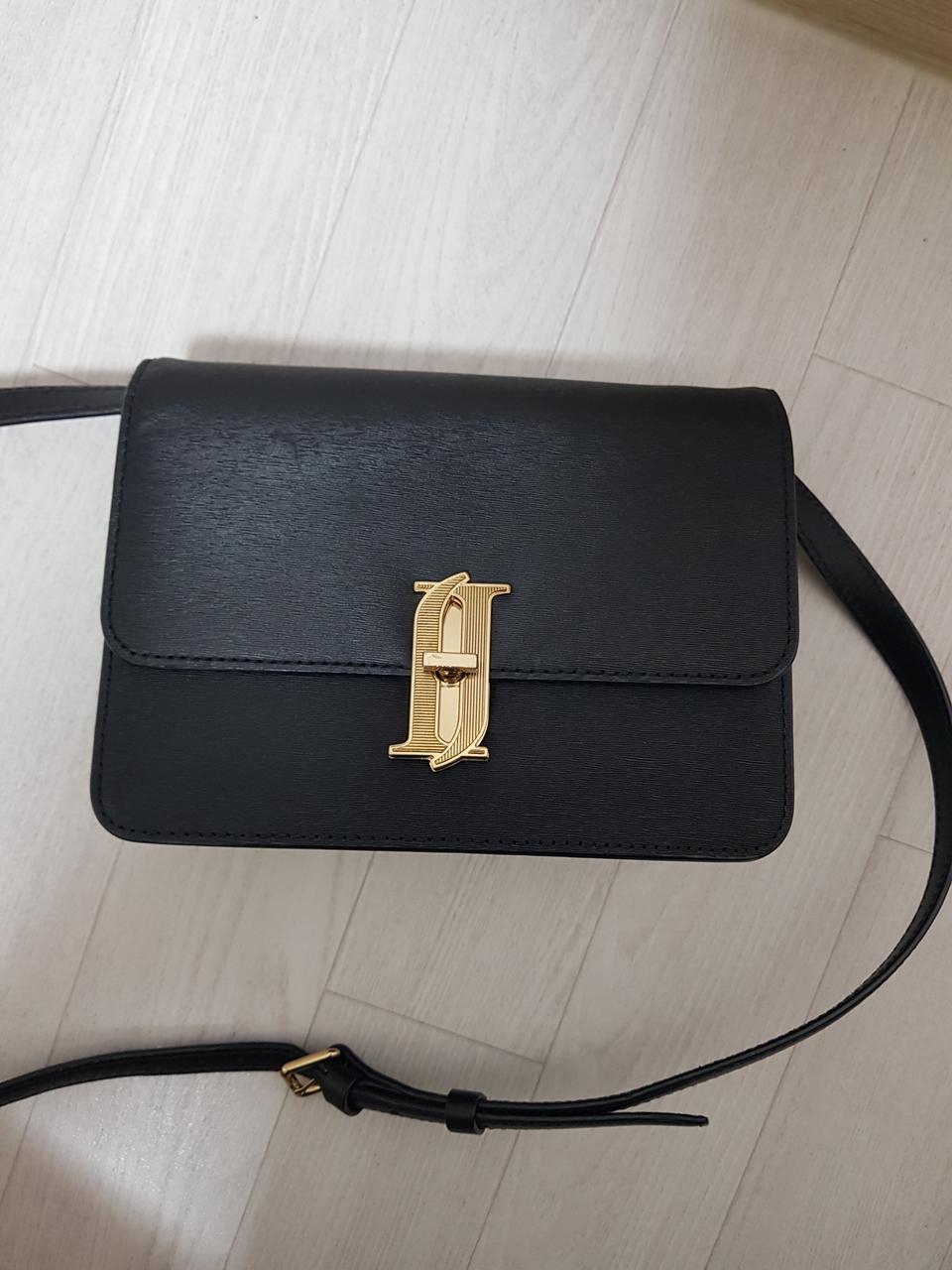 제이에스티나 미니 크로스백 ㅡ 정품