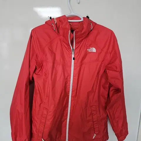 노스페이스 바람막이 자켓 레드 L