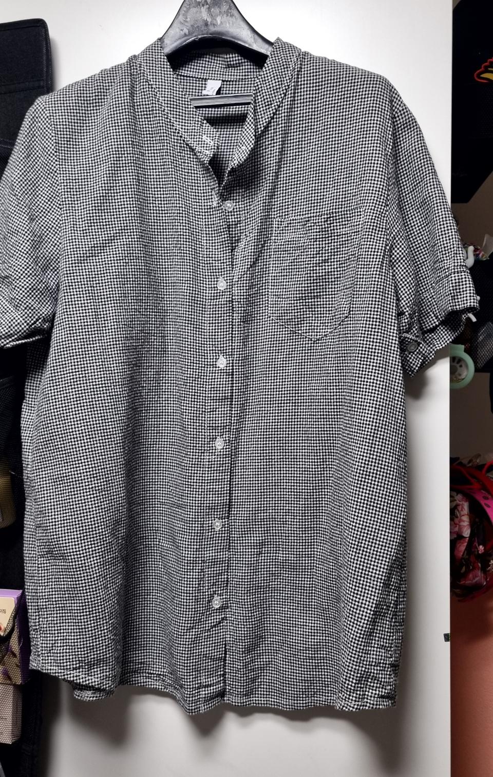 잔 체크 노카라 남방. 린넨처럼 가벼운 소재. 상태 좋음. 프리