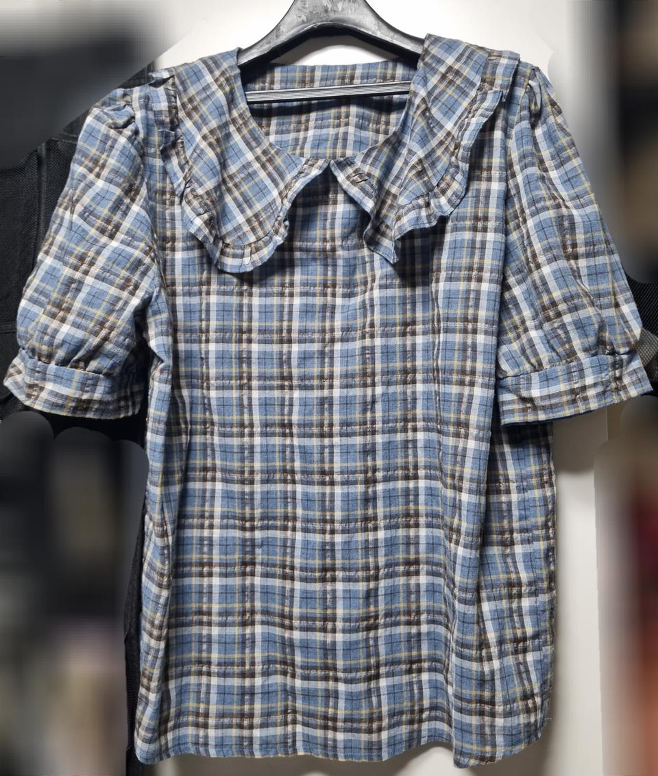 체크 반팔 남방. 귀여운 카라 . 프리