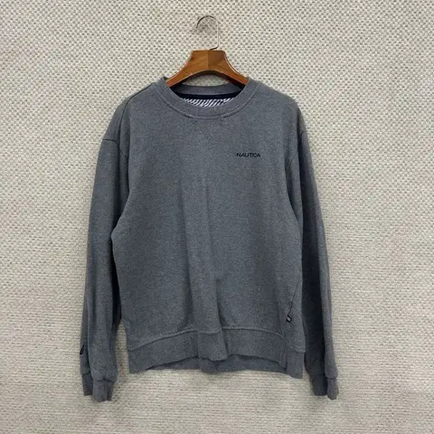 노티카 자수로고 캐주얼 스웻셔츠 맨투맨 100 D10218