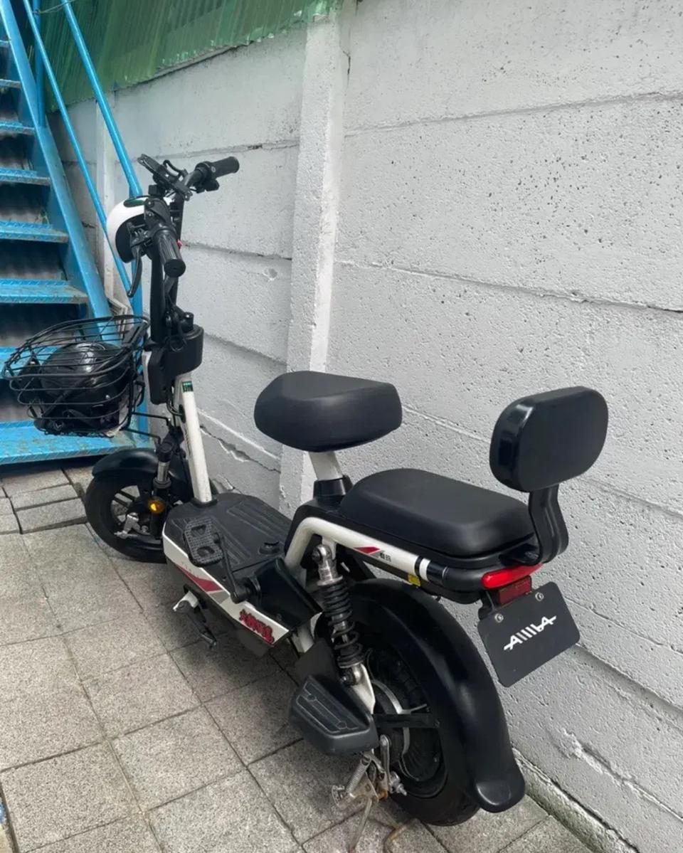 AIMA 전동 스쿠터