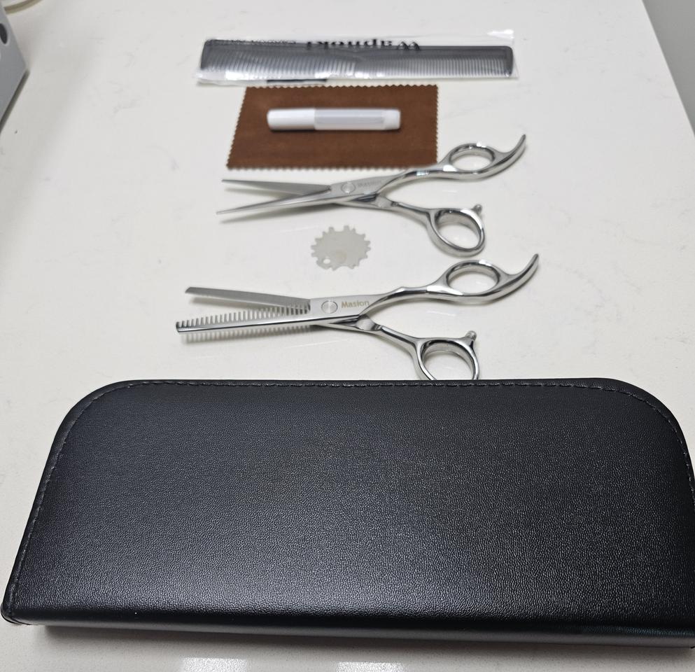 고급 미용전용가위2p+연장3p+보관가방 풀세트(새상품)